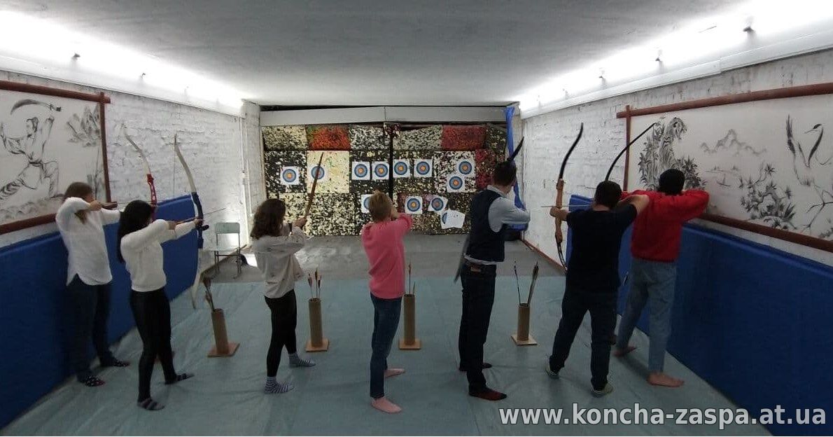 Куди піти з друзями в Києві? Стрільба з лука в клубі “Лучник”